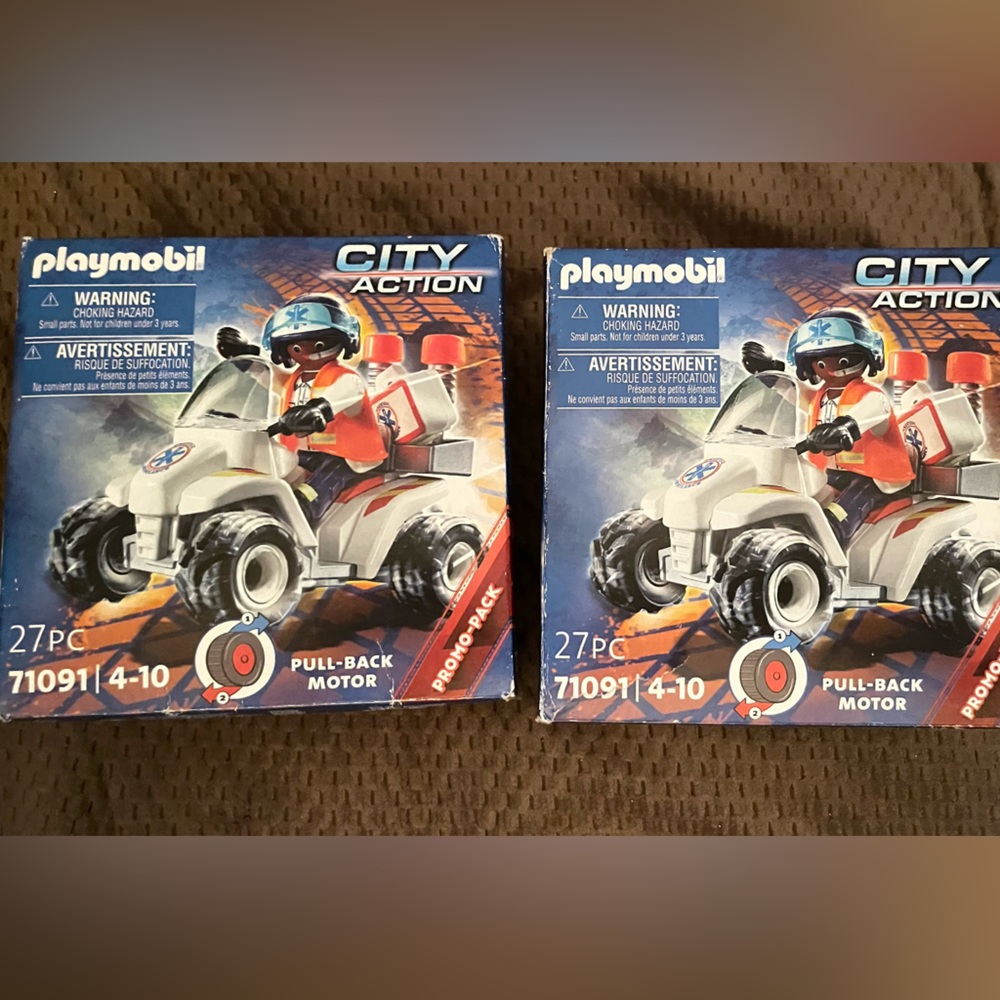 COPY - PlayMobil city action Emergency response 4Wheeler with First aid kit 27 …